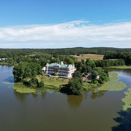 The Norrmans Castle Hotel Genarp Kültér fotó